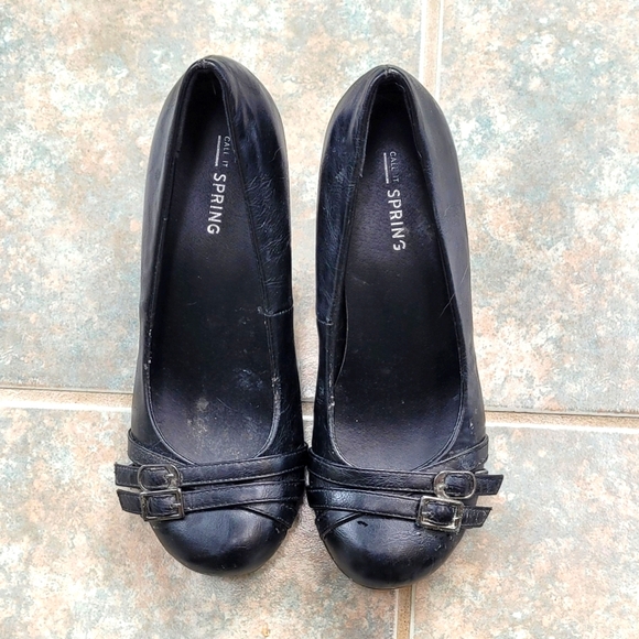 💚Ladies black leather shoes - Picture 1 of 2